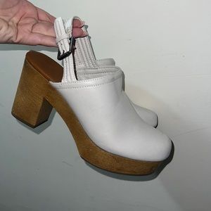 Universal Thread Clogs